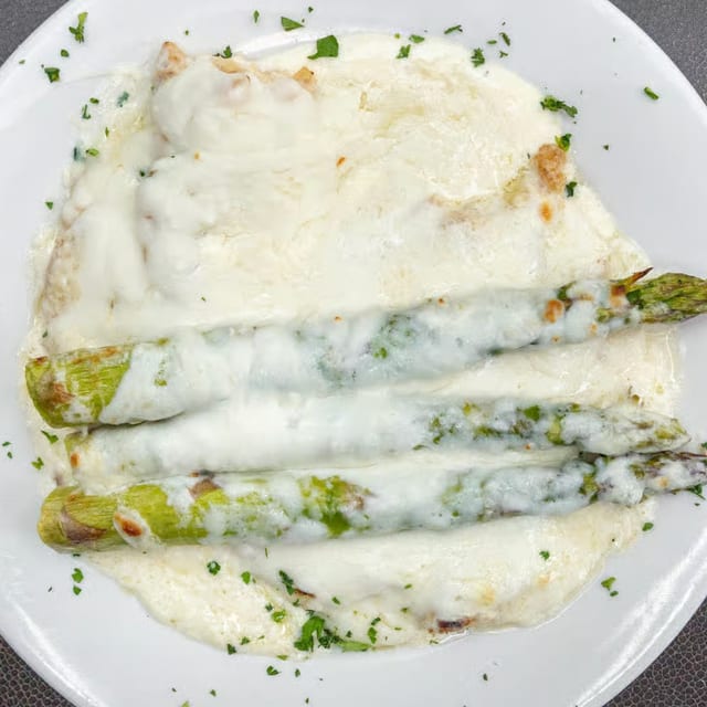Chicken Montebianco.